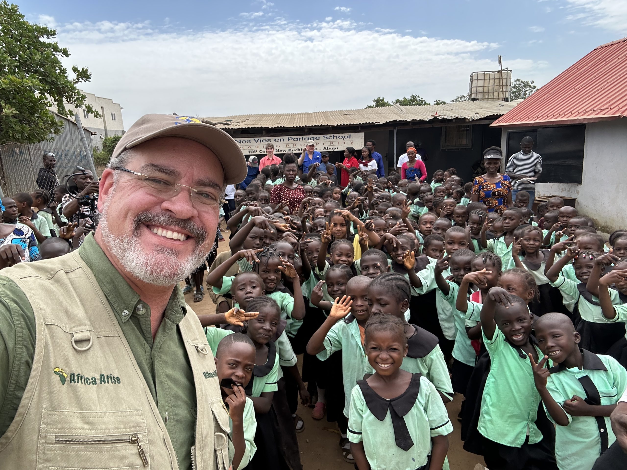Mike Arnold with Arise Academy students at New Kuchingoro IDP Camp
